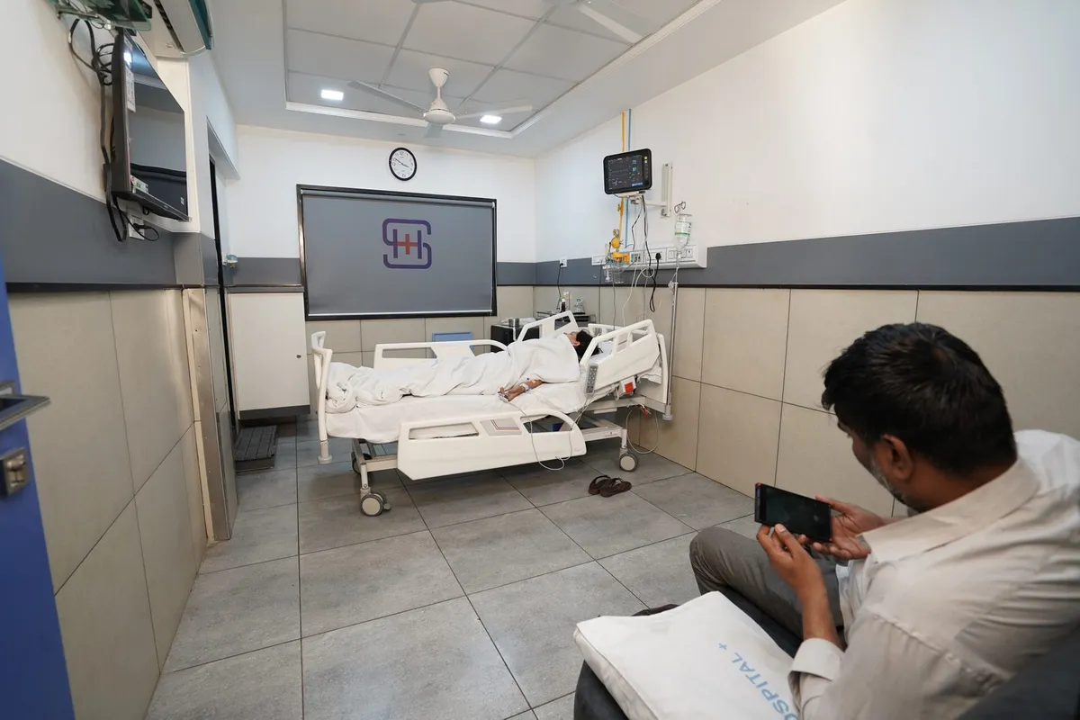 Private Patient Room at Suyog Hospital